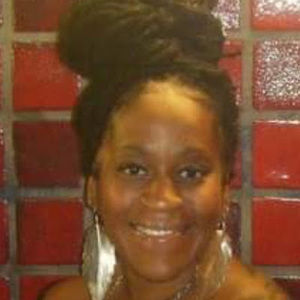 Meet your Posher, Dionne dionne